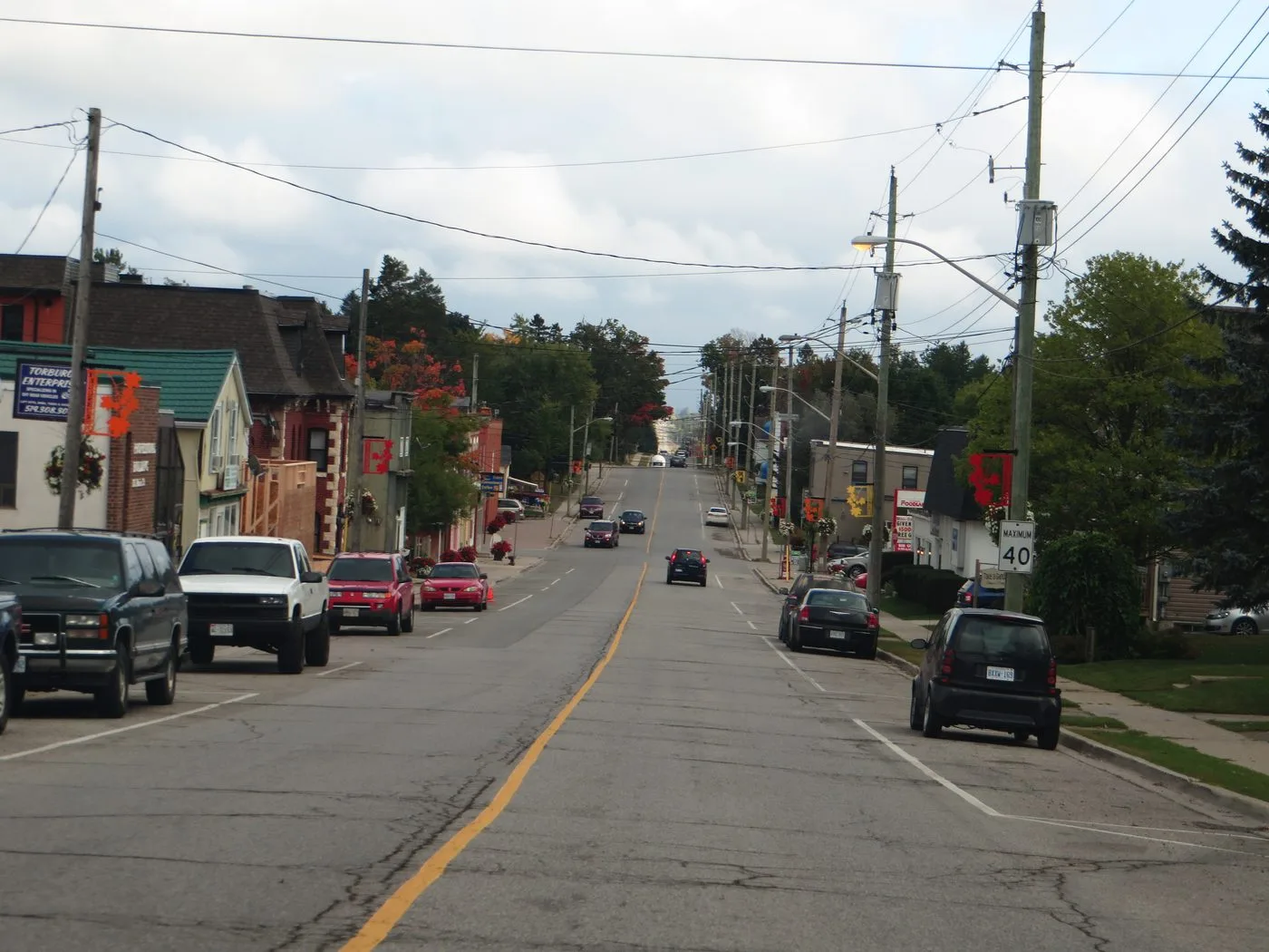 Hillsburgh village street